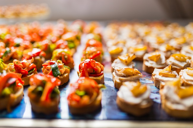 A Commercial Kitchen Rental Can Help You Prepare for Your Big Event