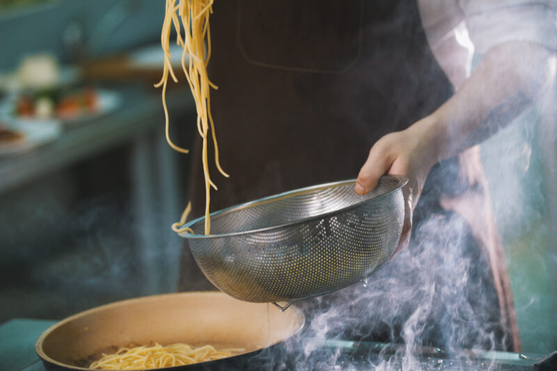 Preparing Meals That Bring People Together This Holiday Season